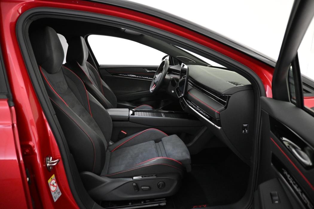 VOLKSWAGEN ID.7 2025