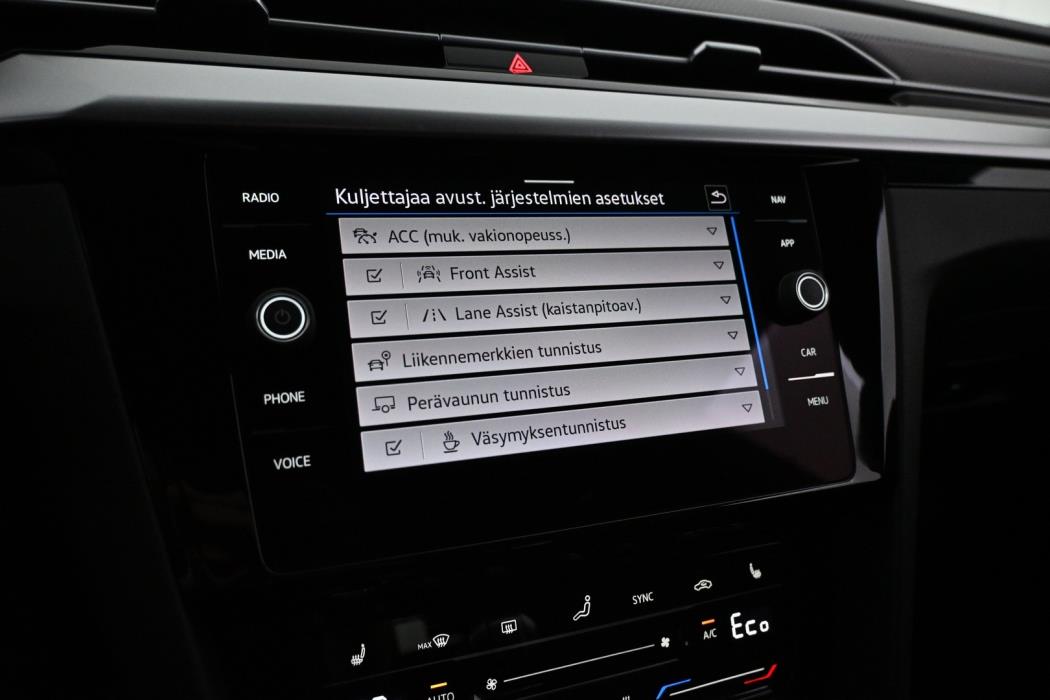 VOLKSWAGEN Arteon 2023