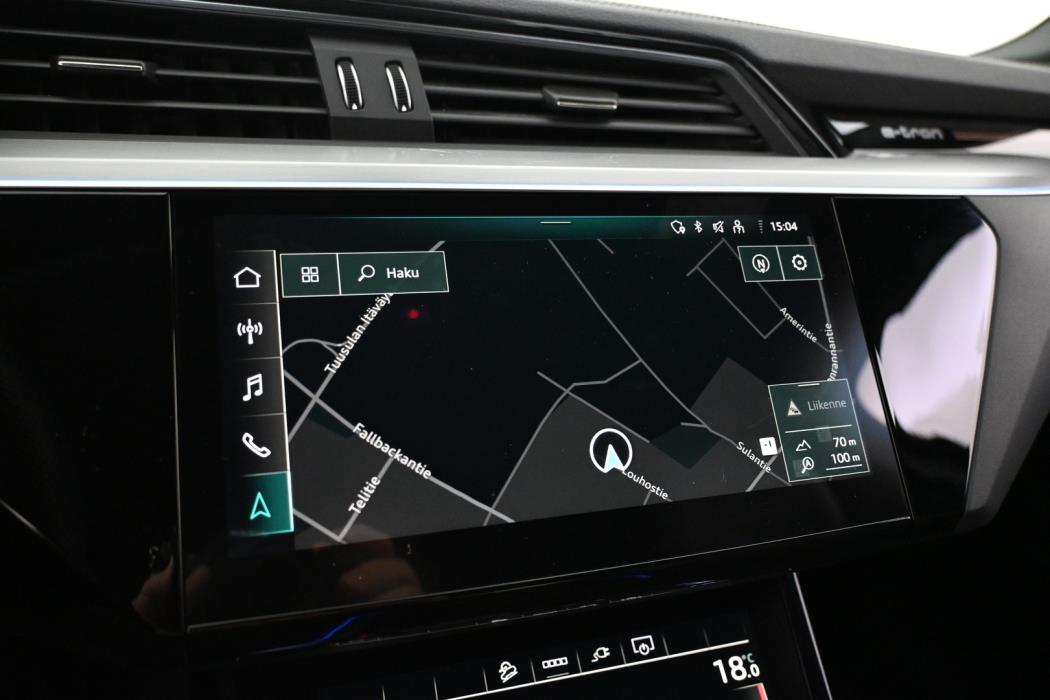 AUDI e-tron 2023