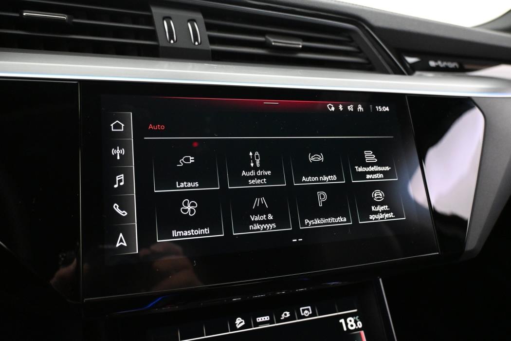AUDI e-tron 2023