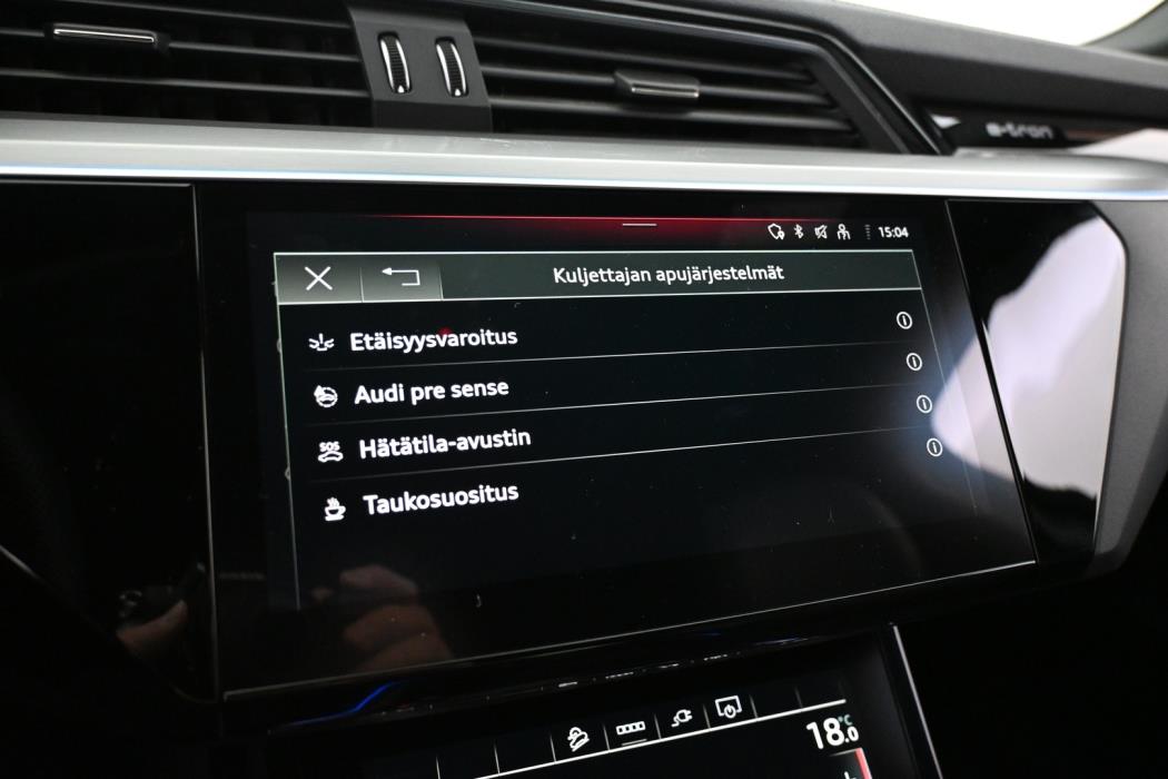 AUDI e-tron 2023