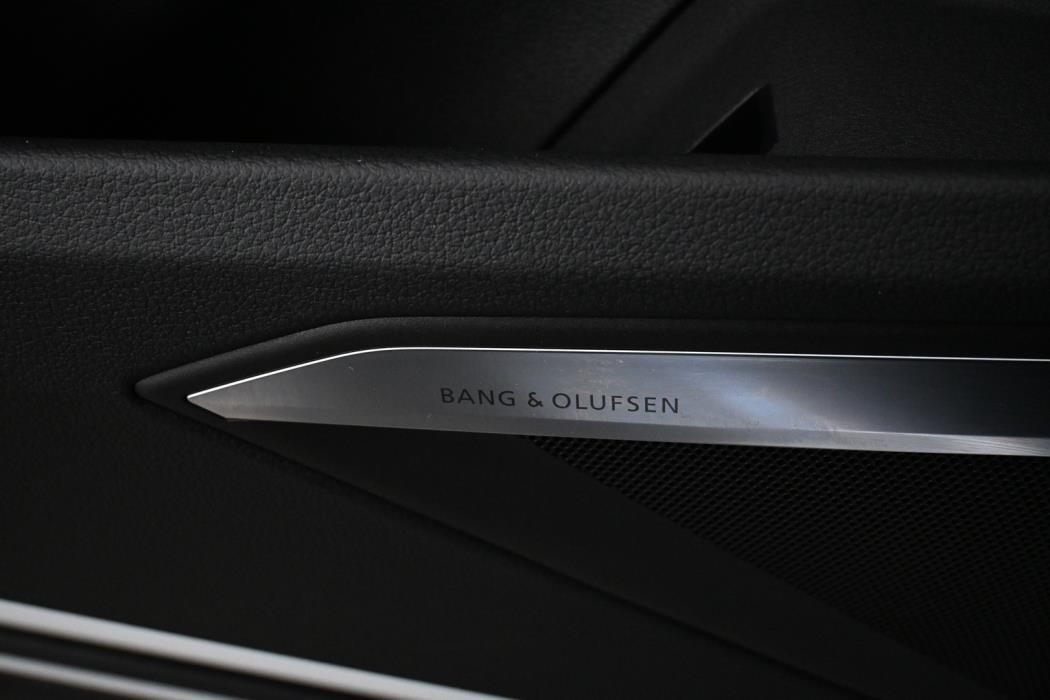 AUDI e-tron 2023