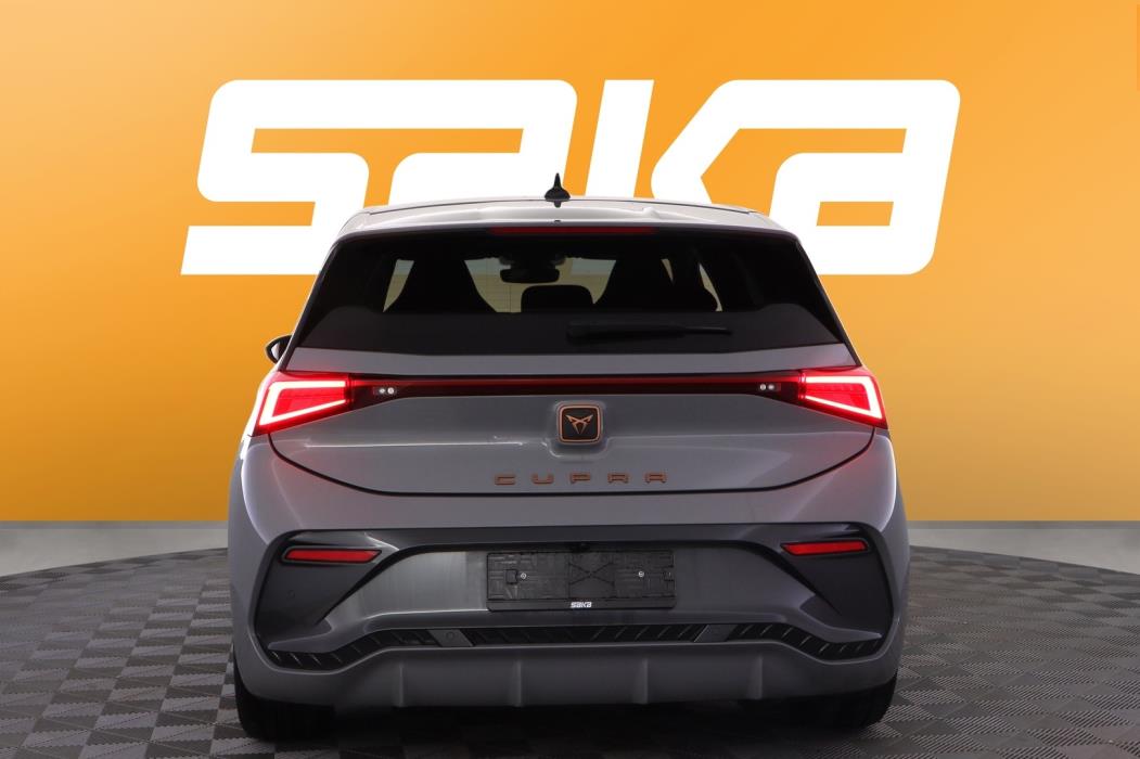 CUPRA Born 2022