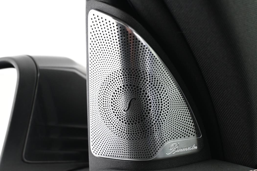 MERCEDES-BENZ EQC 2021