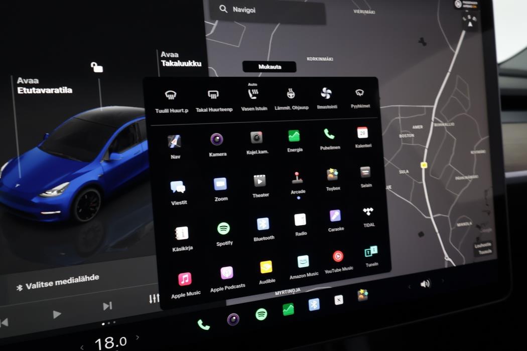 TESLA Model Y 2023