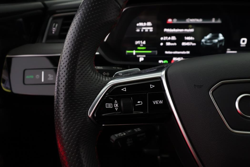 AUDI Q8 e-tron 2024