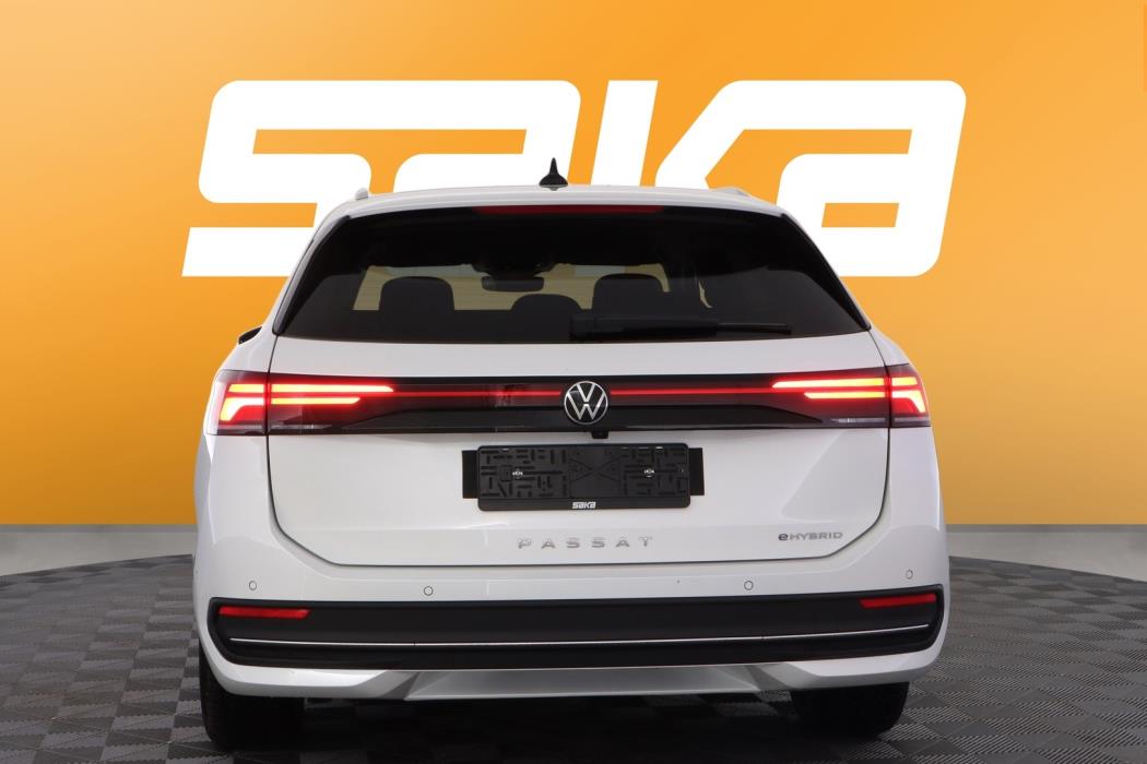 VOLKSWAGEN Passat 2026