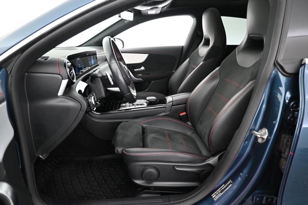 MERCEDES-BENZ CLA 2023