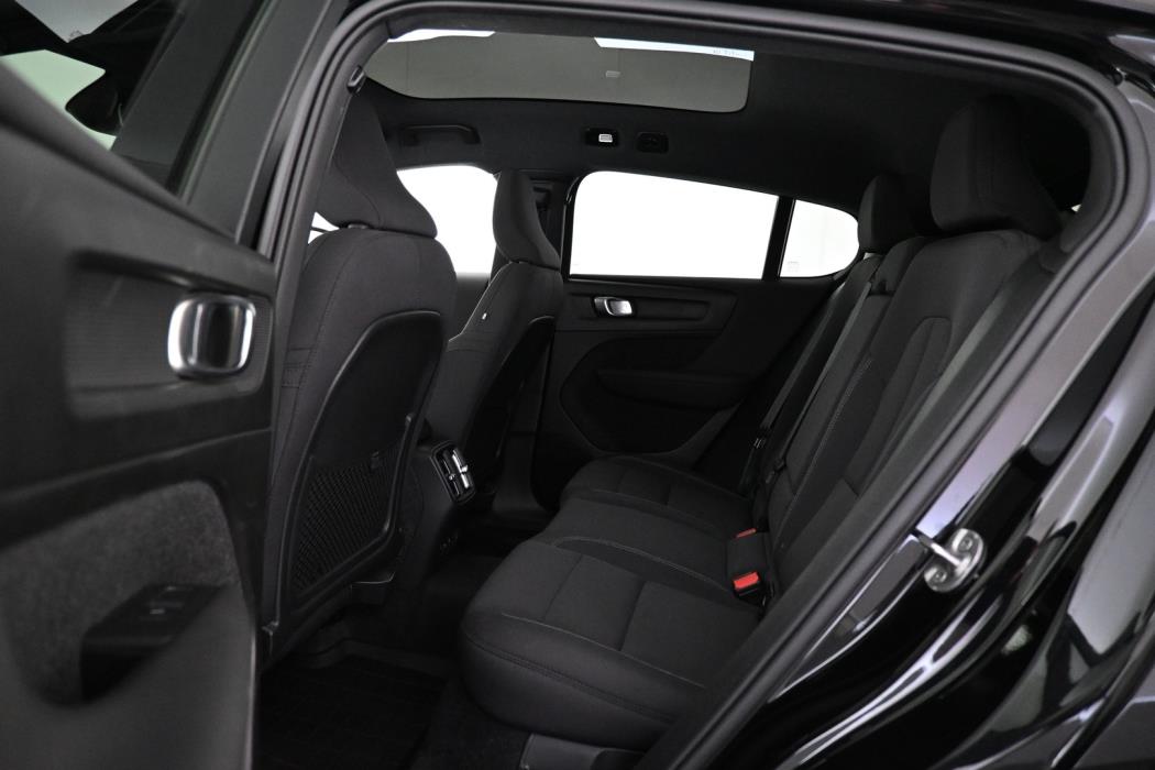 VOLVO C40 2023
