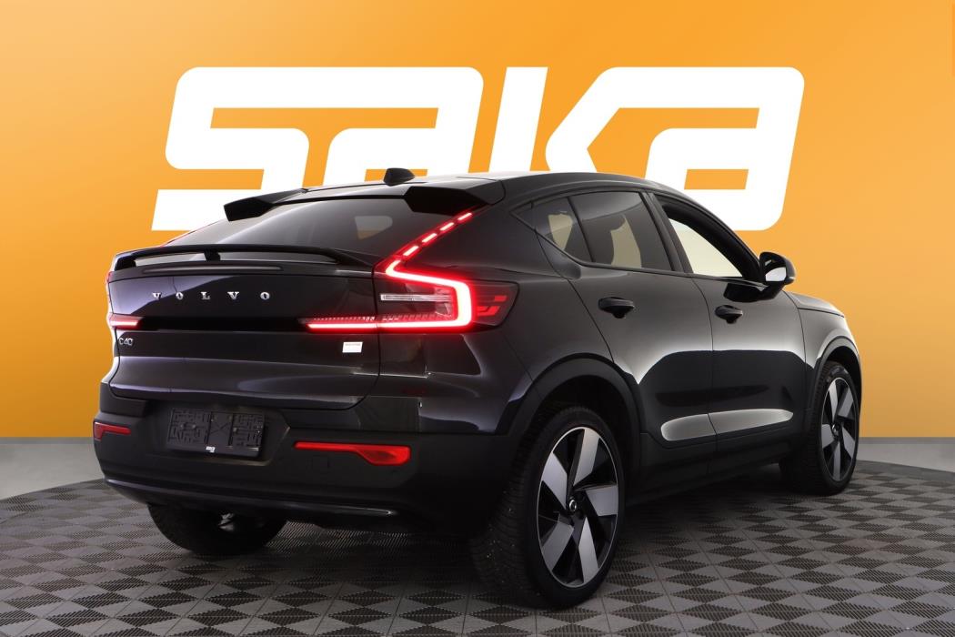 VOLVO C40 2023
