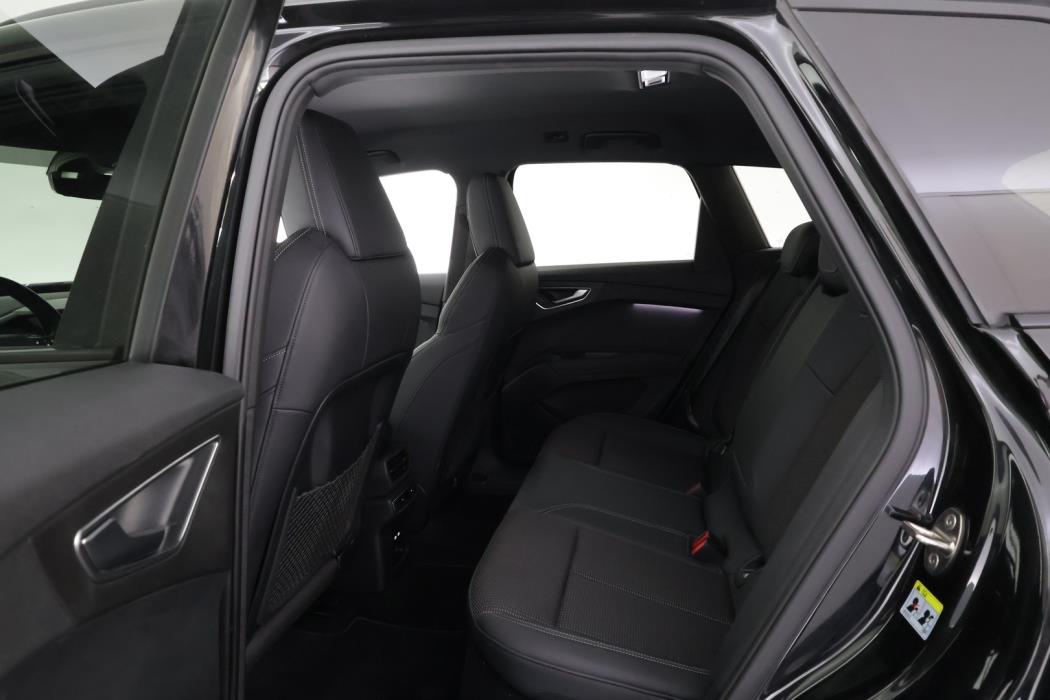 AUDI Q4 e-tron 2023