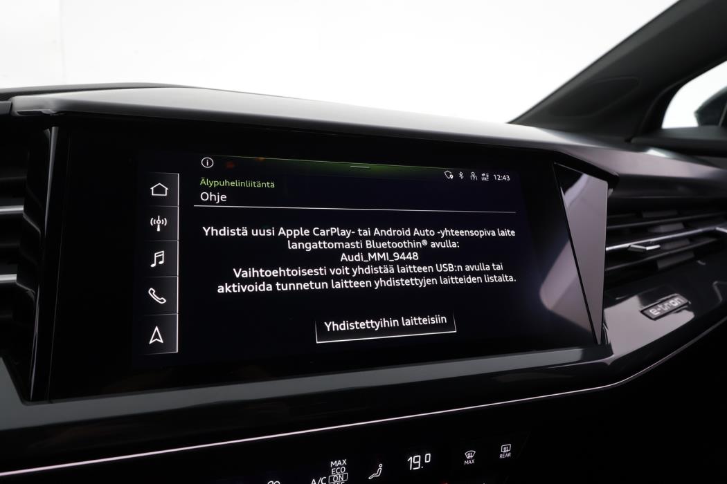 AUDI Q4 e-tron 2023