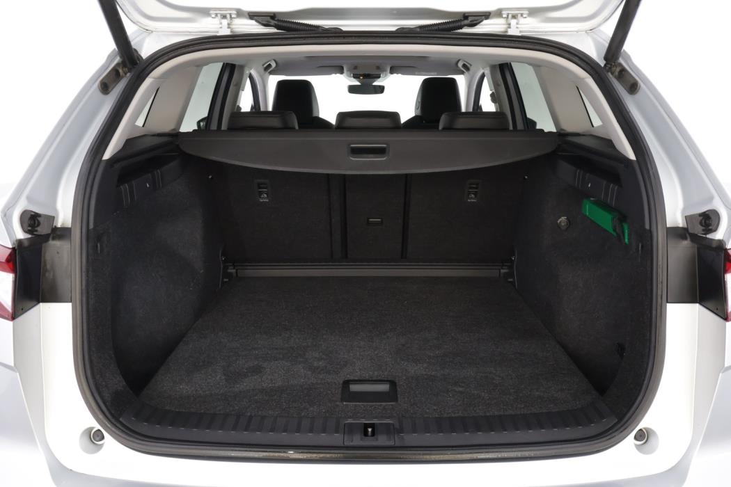 SKODA Enyaq 2022