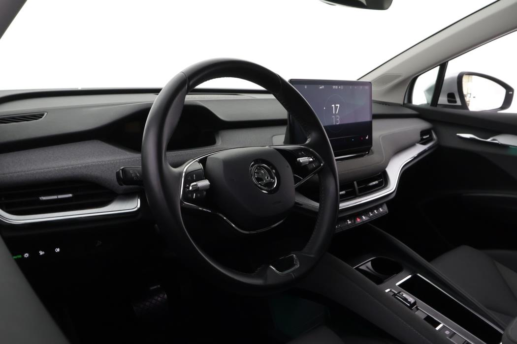 SKODA Enyaq 2022