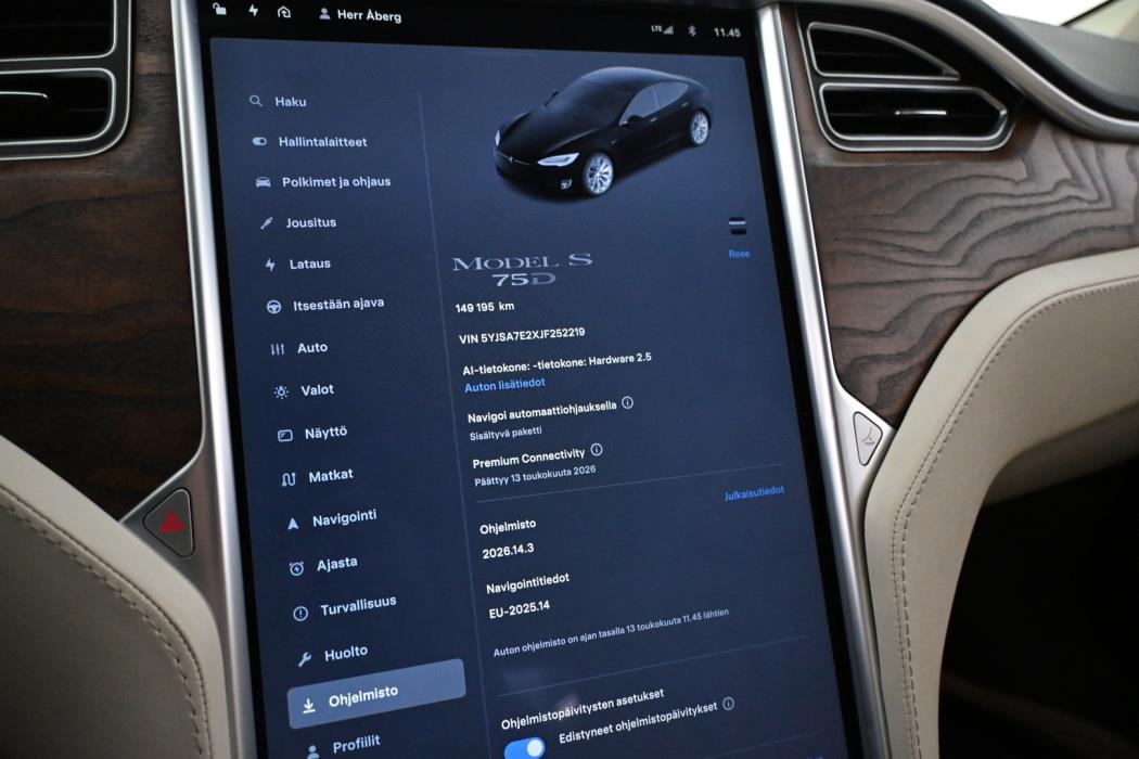 TESLA Model S 2018