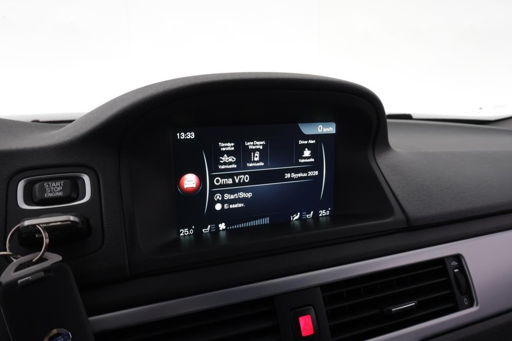 VOLVO V70 2016