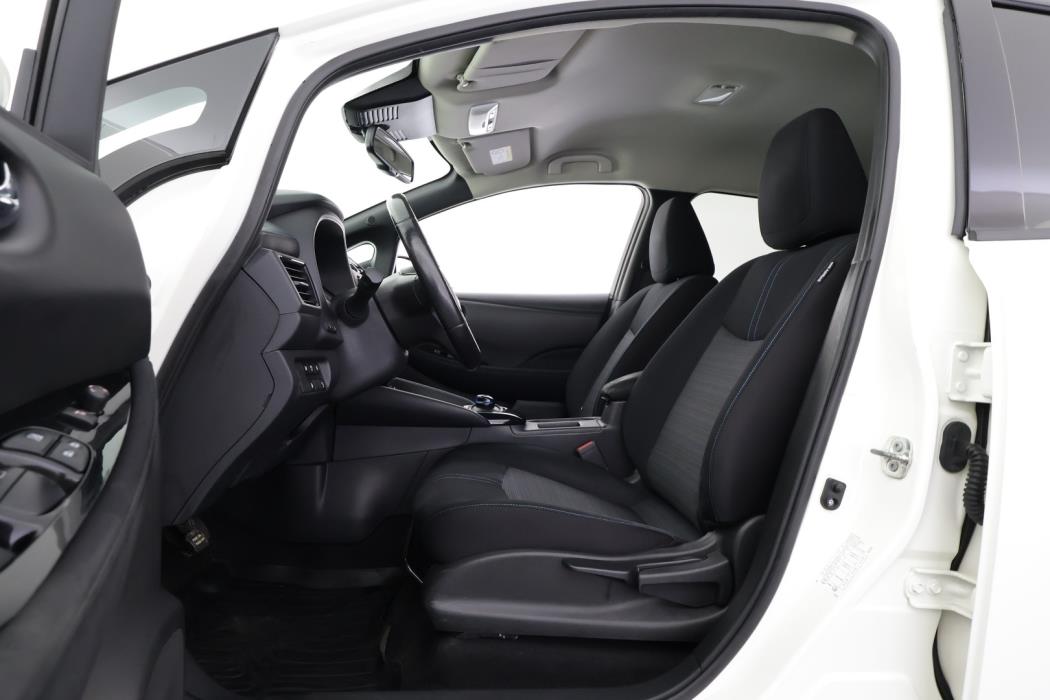 NISSAN Leaf 2020