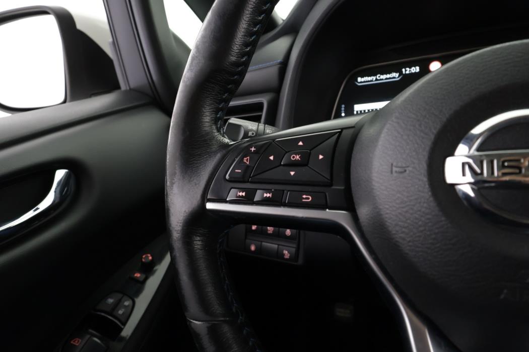 NISSAN Leaf 2020