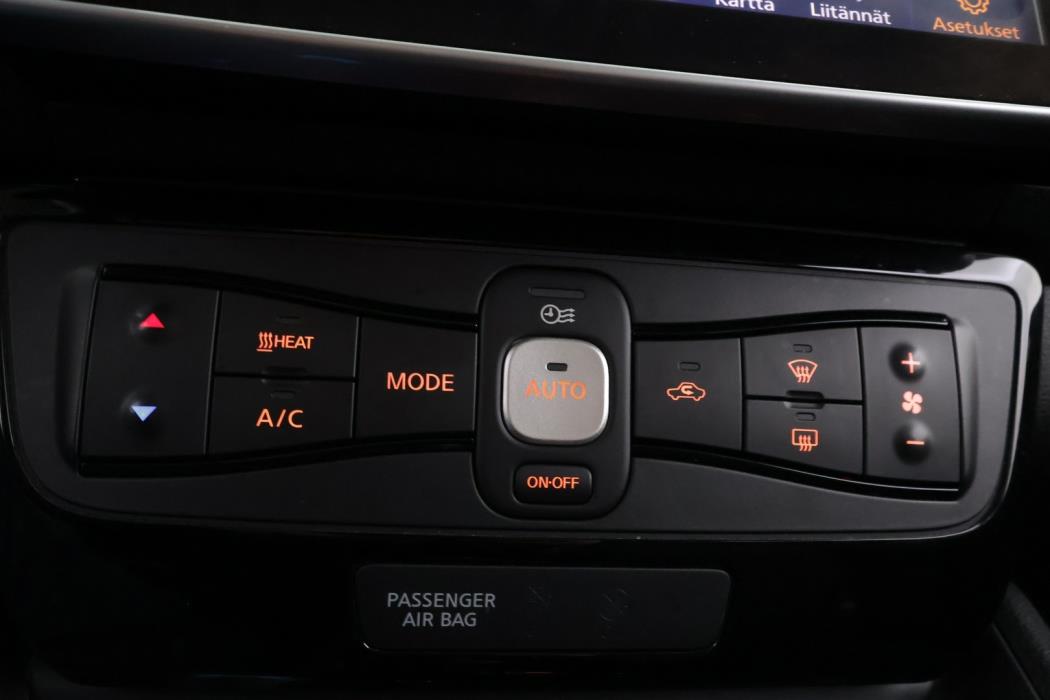NISSAN Leaf 2020