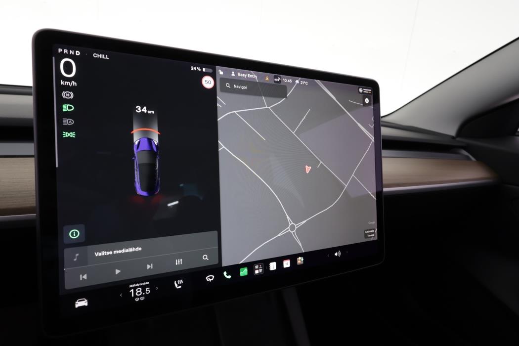 TESLA Model 3 2021