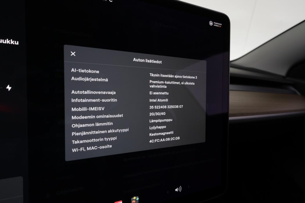 TESLA Model 3 2021