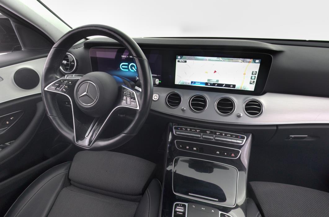 MERCEDES-BENZ E 2021