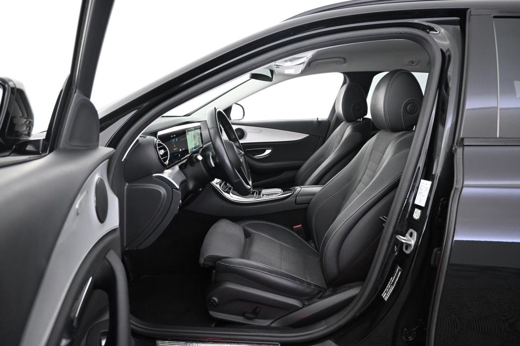 MERCEDES-BENZ E 2021