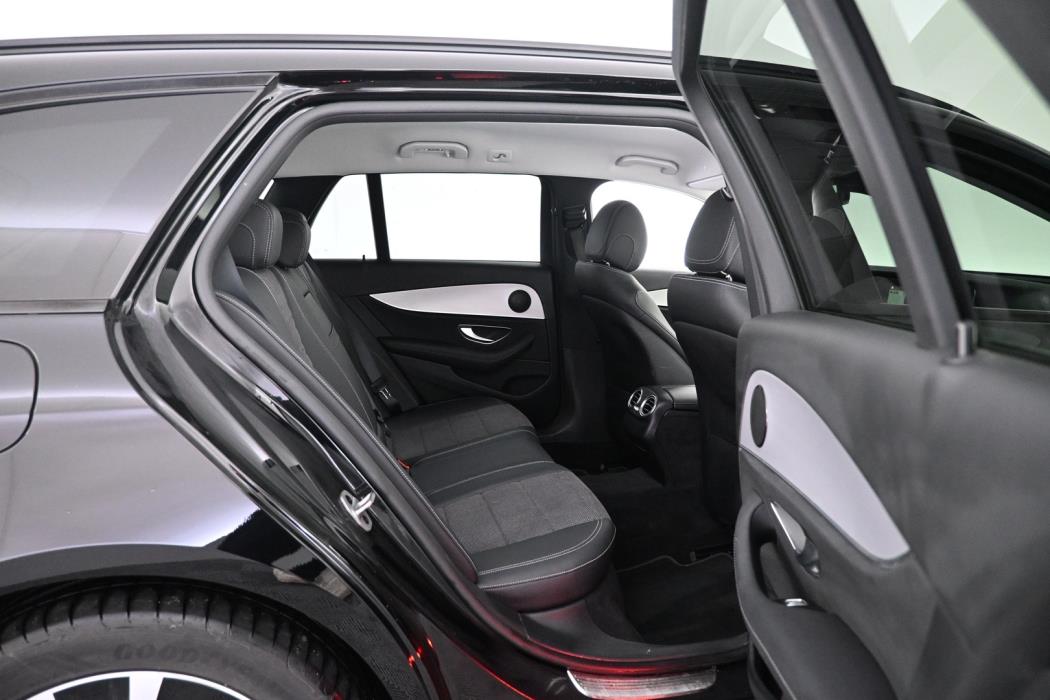 MERCEDES-BENZ E 2021