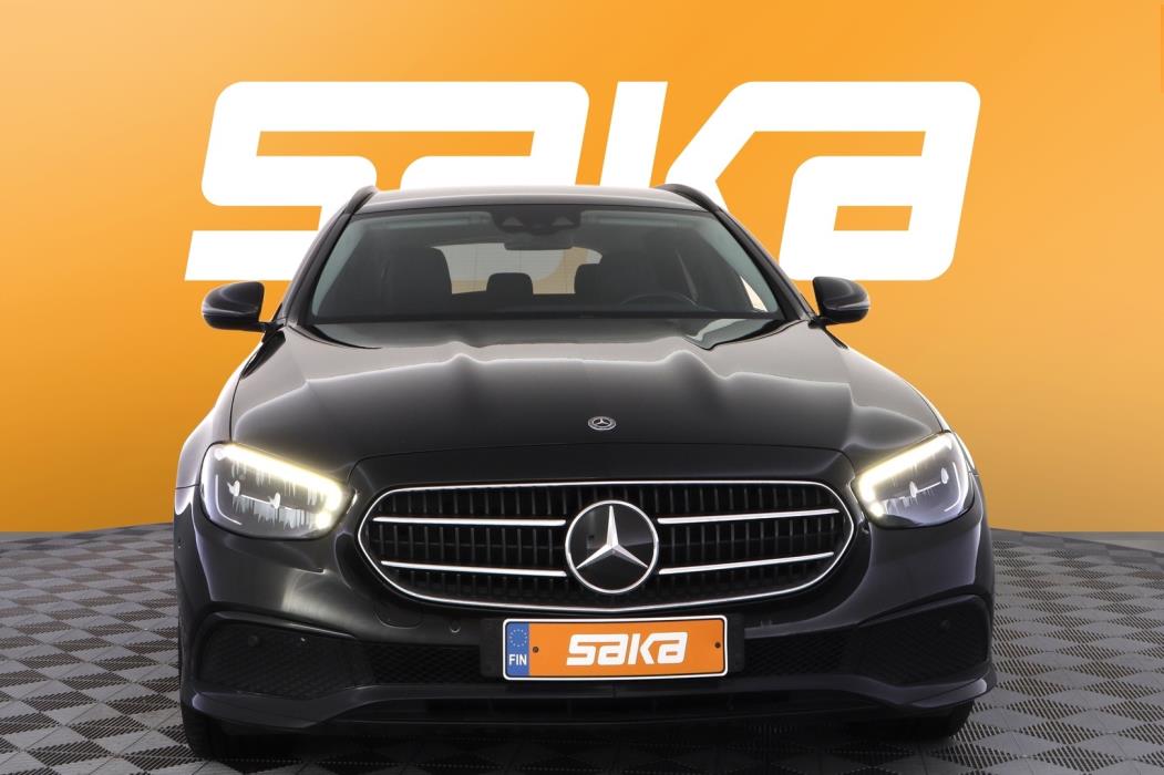 MERCEDES-BENZ E 2021