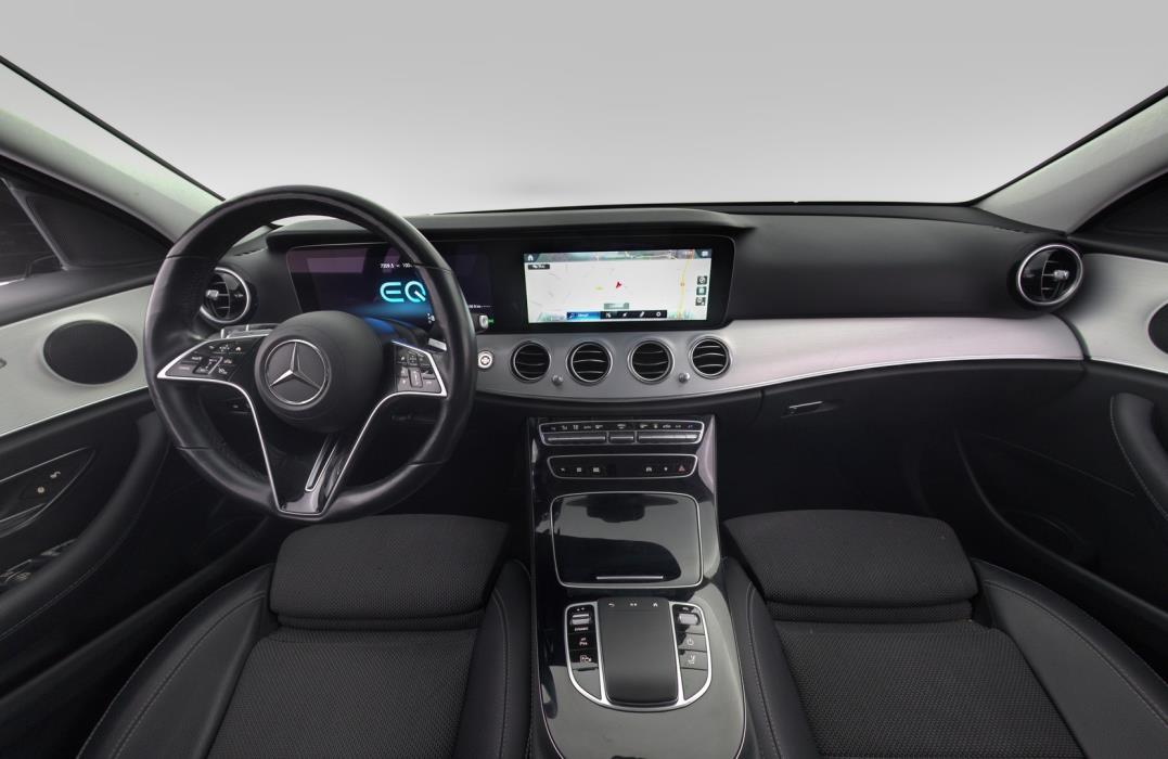 MERCEDES-BENZ E 2021