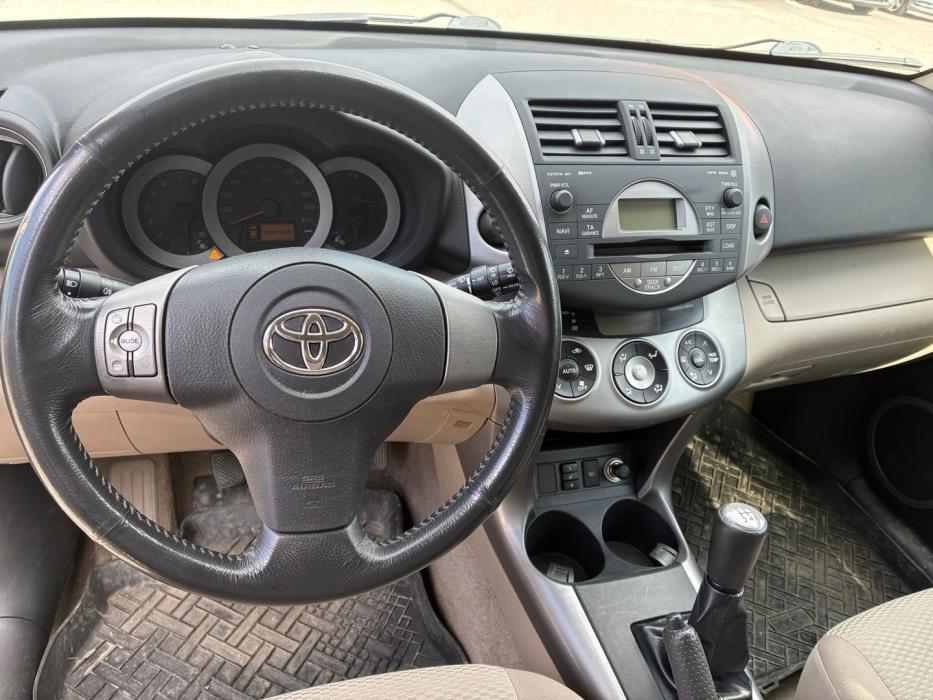 TOYOTA RAV4 2006