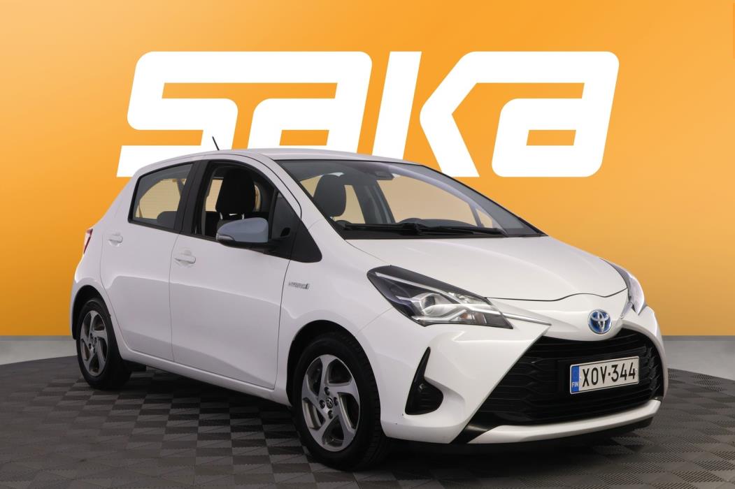TOYOTA Yaris 2018
