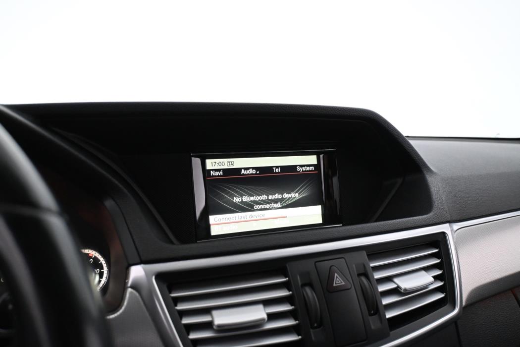 MERCEDES-BENZ E 2012