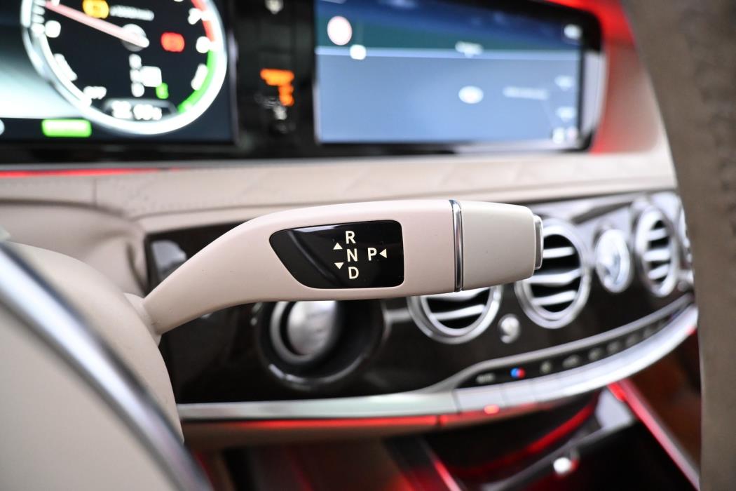 MERCEDES-BENZ S 2017