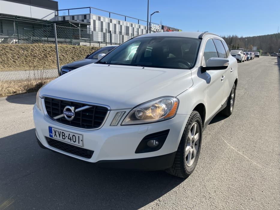 VOLVO XC60 2010