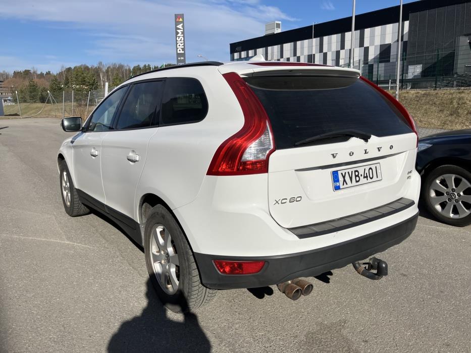 VOLVO XC60 2010