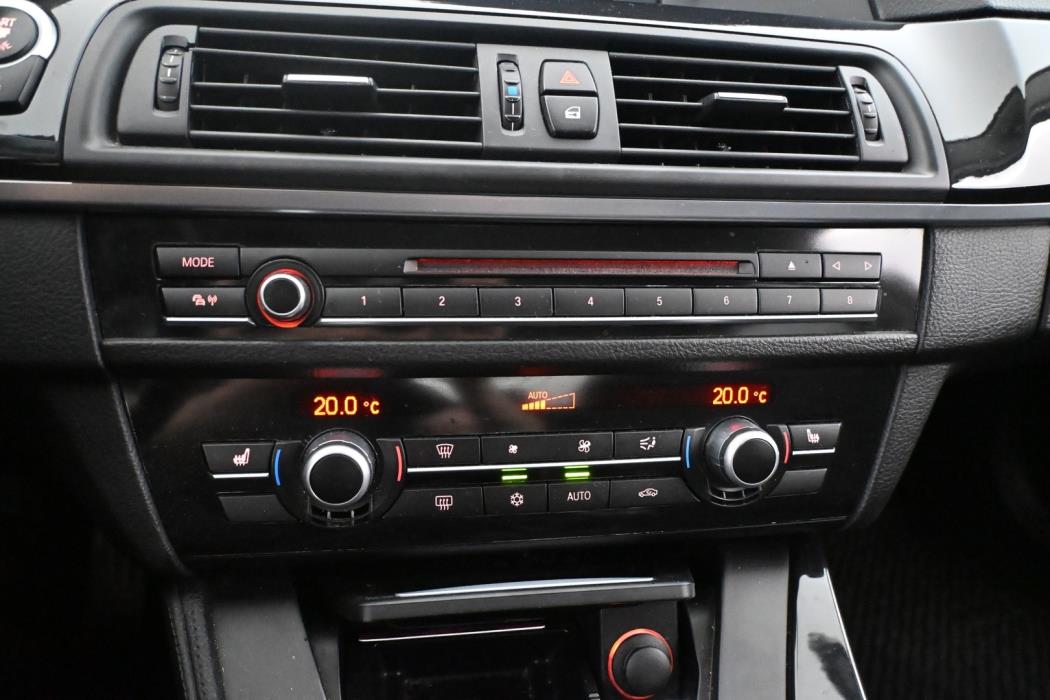 BMW 520 2011