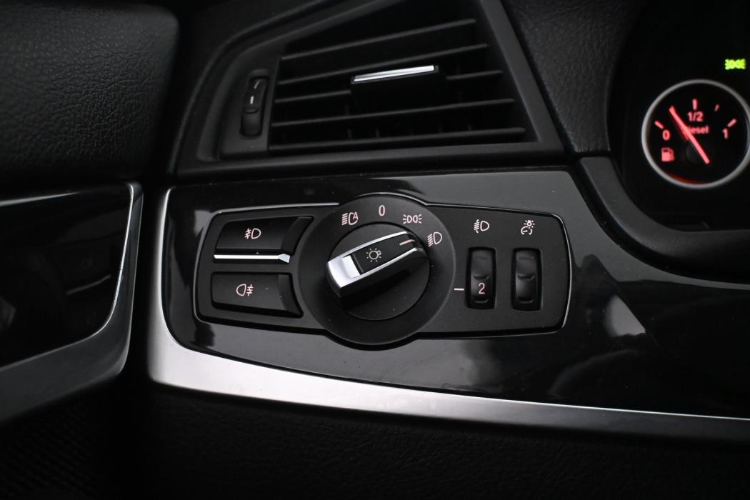 BMW 520 2011