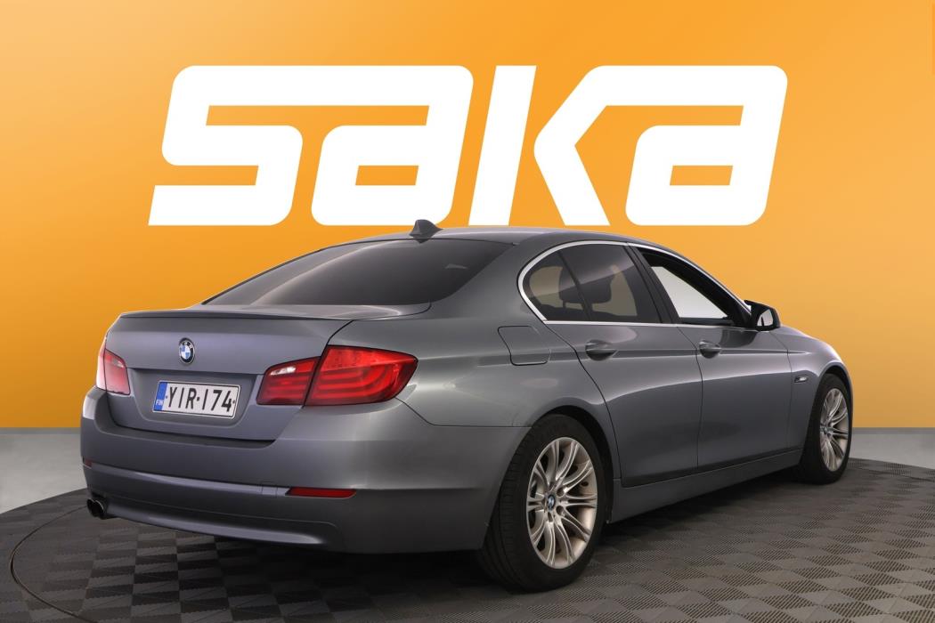 BMW 520 2011