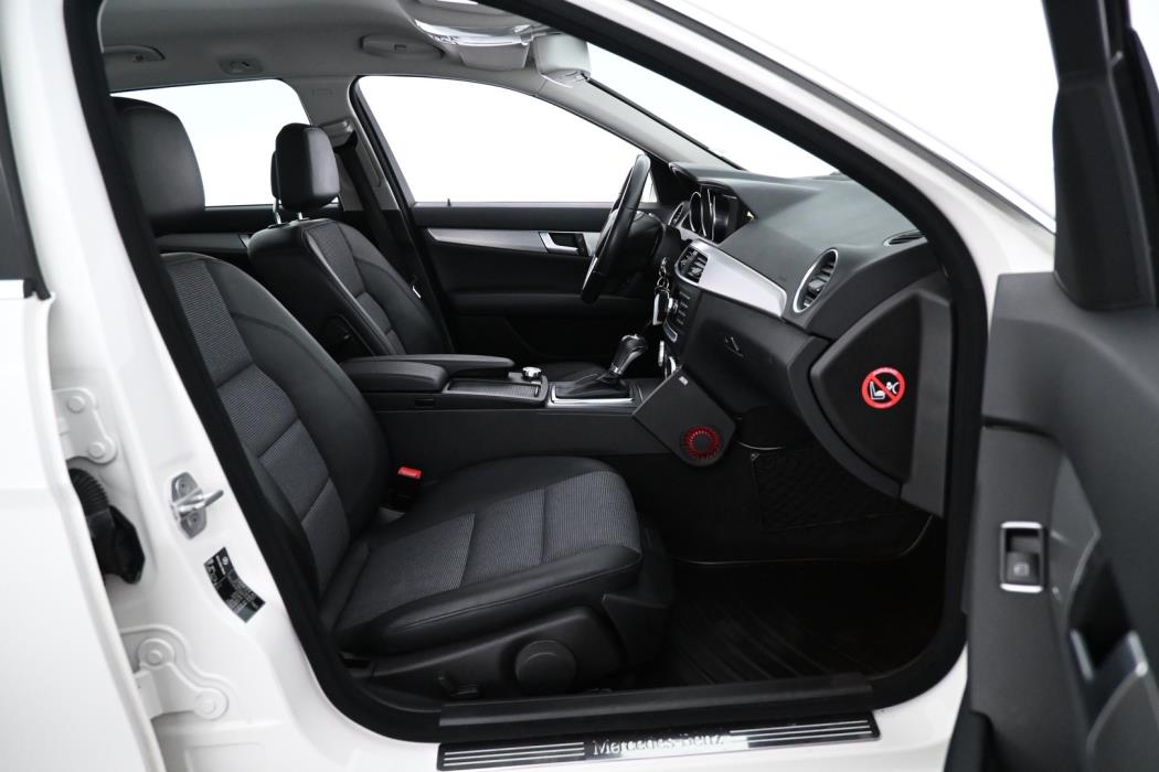 MERCEDES-BENZ C 2012