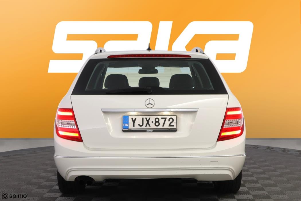 MERCEDES-BENZ C 2012