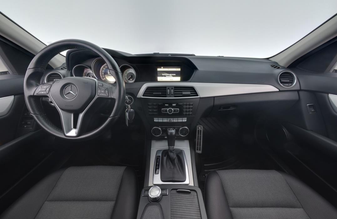MERCEDES-BENZ C 2012