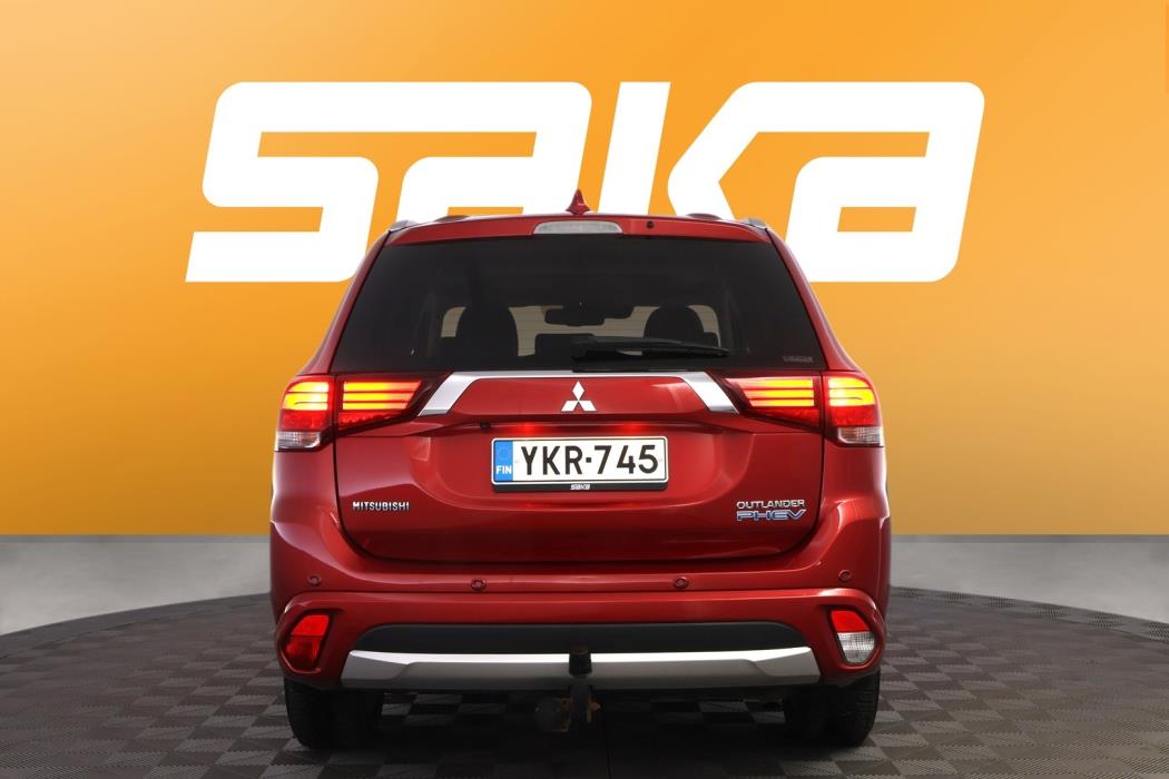 MITSUBISHI Outlander 2017