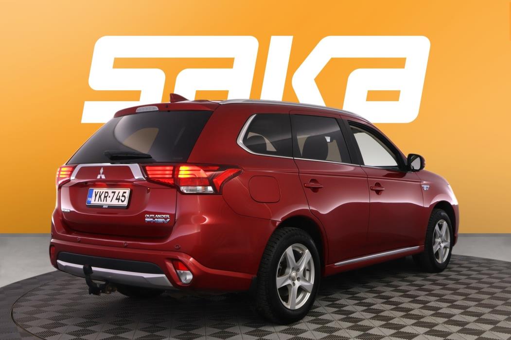 MITSUBISHI Outlander 2017