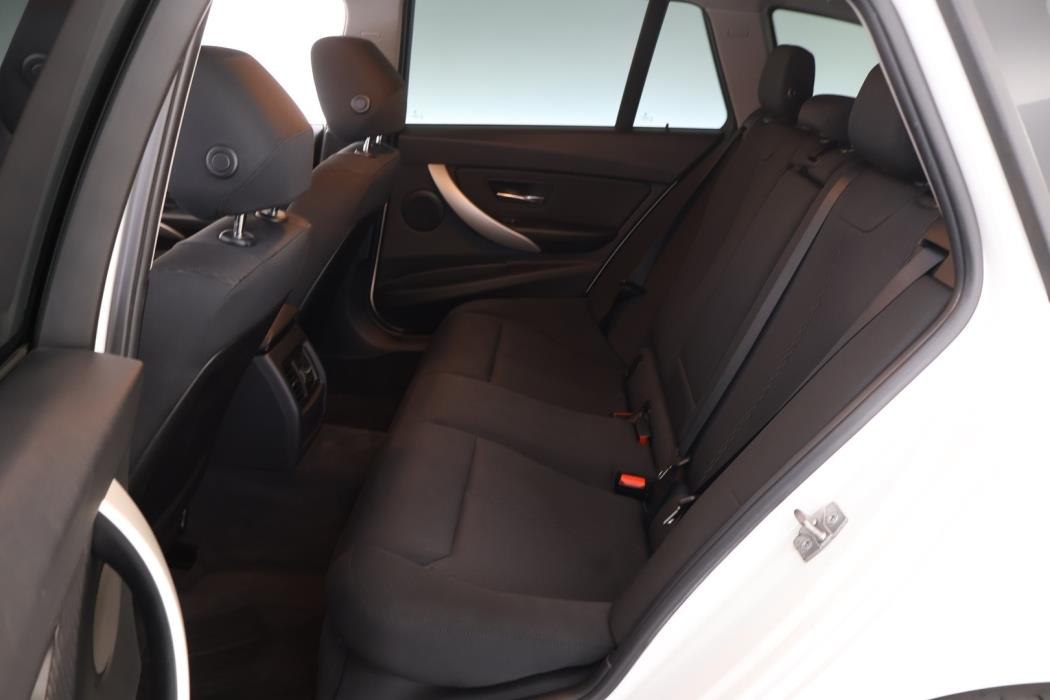 BMW 320 2013