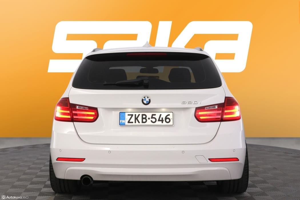 BMW 320 2013