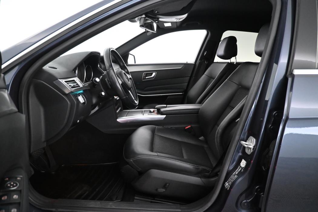 MERCEDES-BENZ E 2015