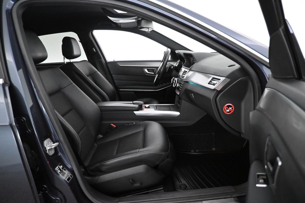 MERCEDES-BENZ E 2015