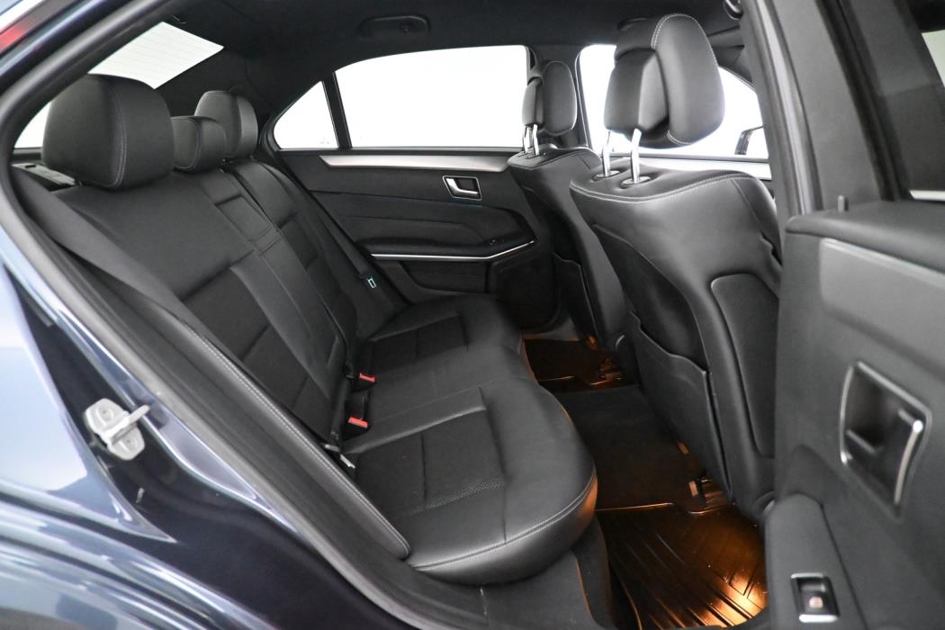 MERCEDES-BENZ E 2015