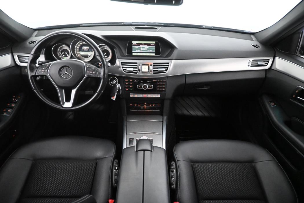 MERCEDES-BENZ E 2015